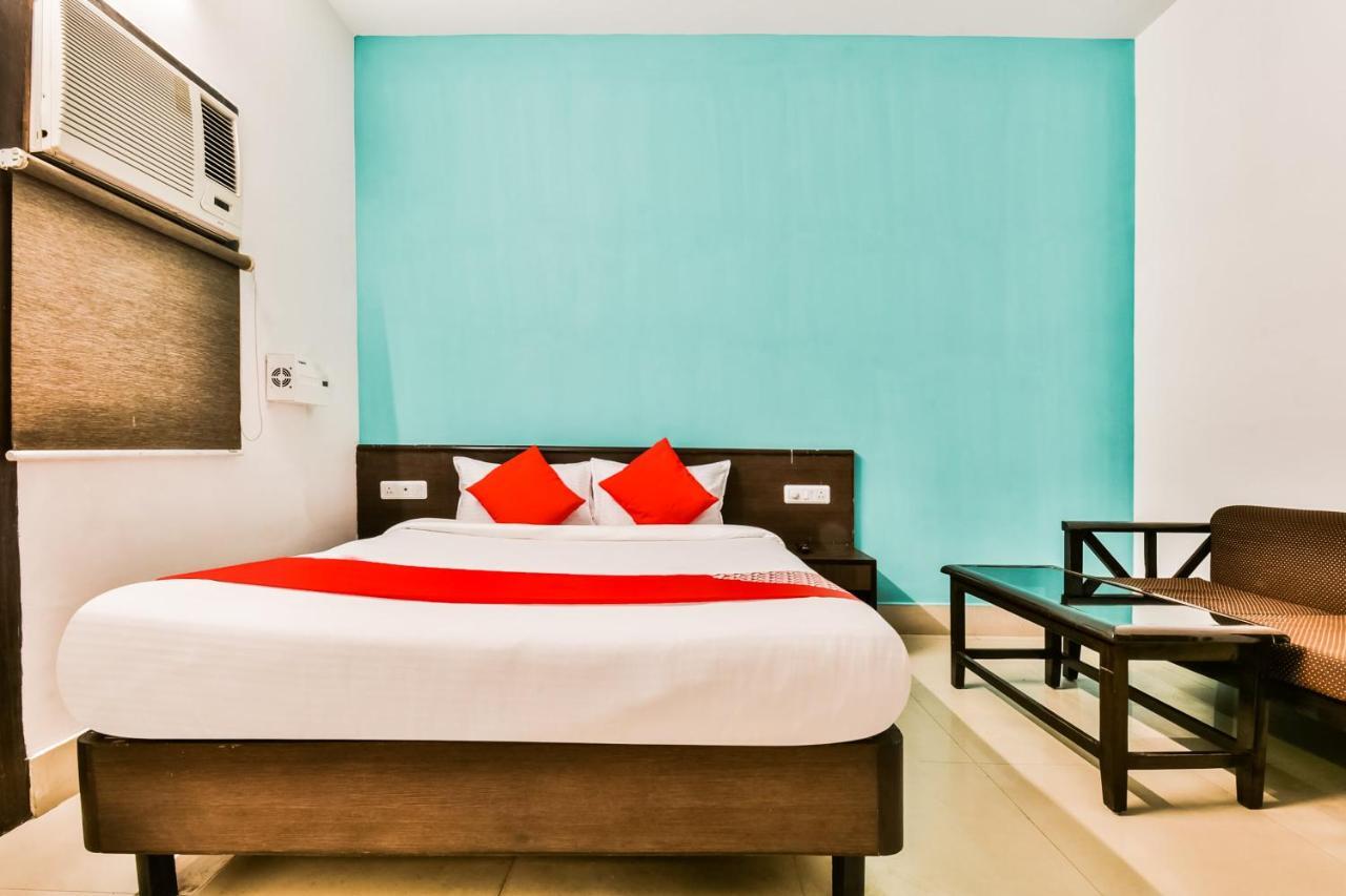 Oyo 62096 Pride Palace Hotels Патна Екстериор снимка