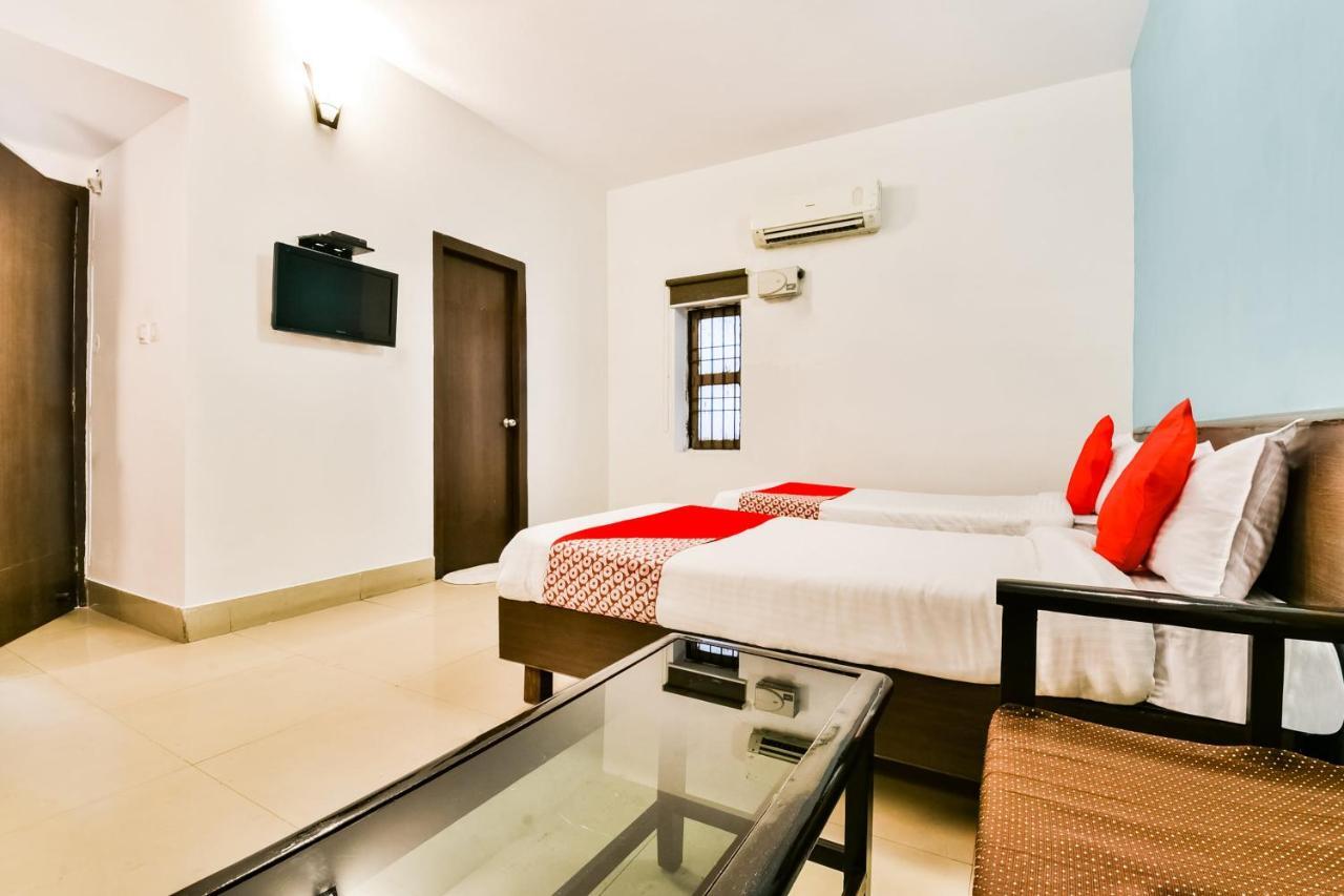 Oyo 62096 Pride Palace Hotels Патна Екстериор снимка